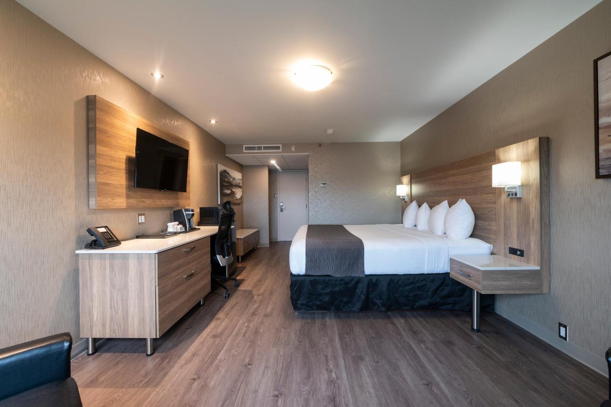 Hôtel&suites Le Dauphin Hotel Ville de Québec