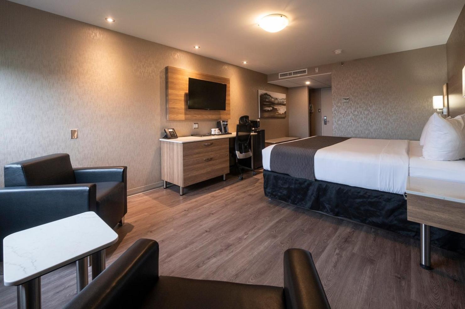 Hôtel&suites Le Dauphin Hotel 3*