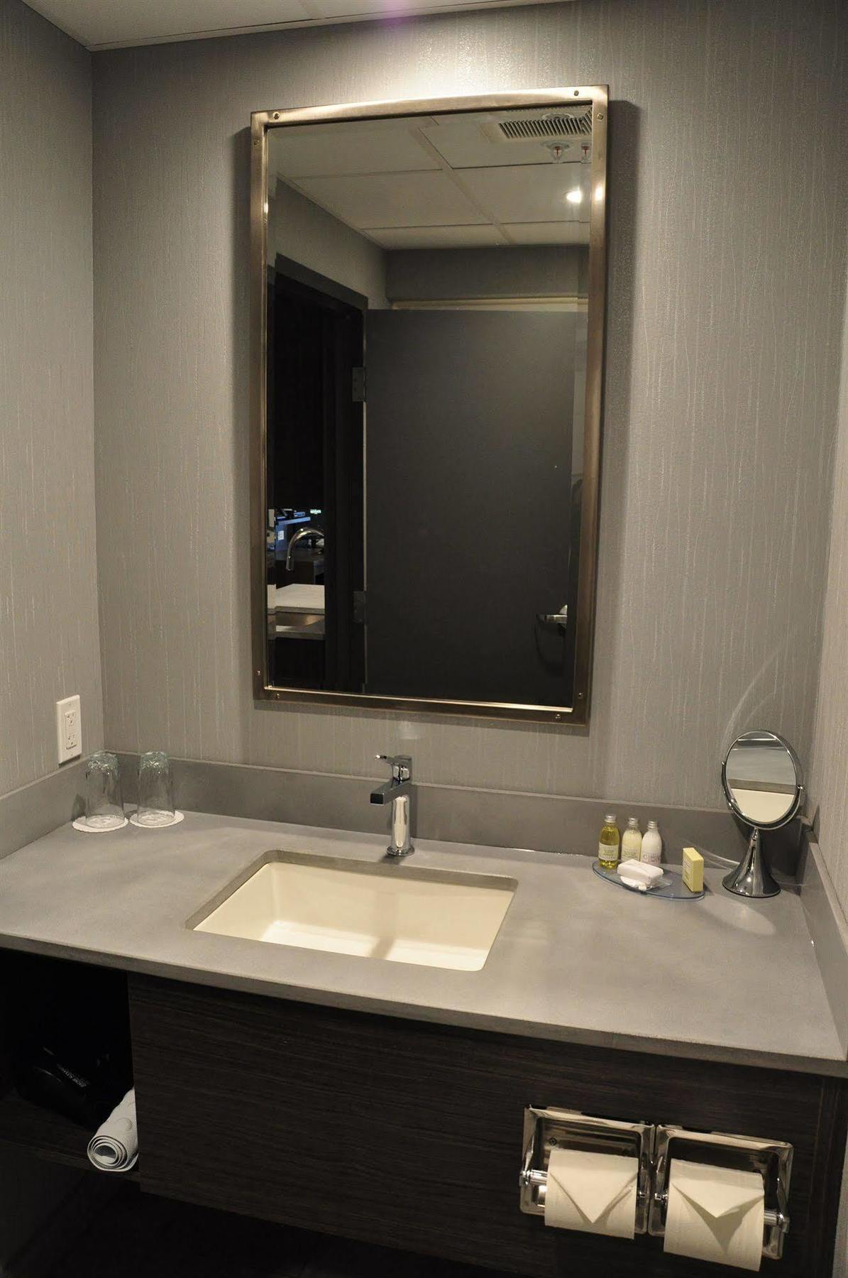 Hôtel&suites Le Dauphin 3*